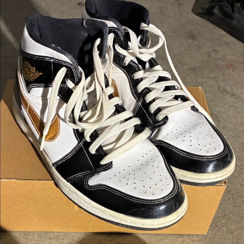 Nike Air Jordan Retro High Black White Gold Sneakers